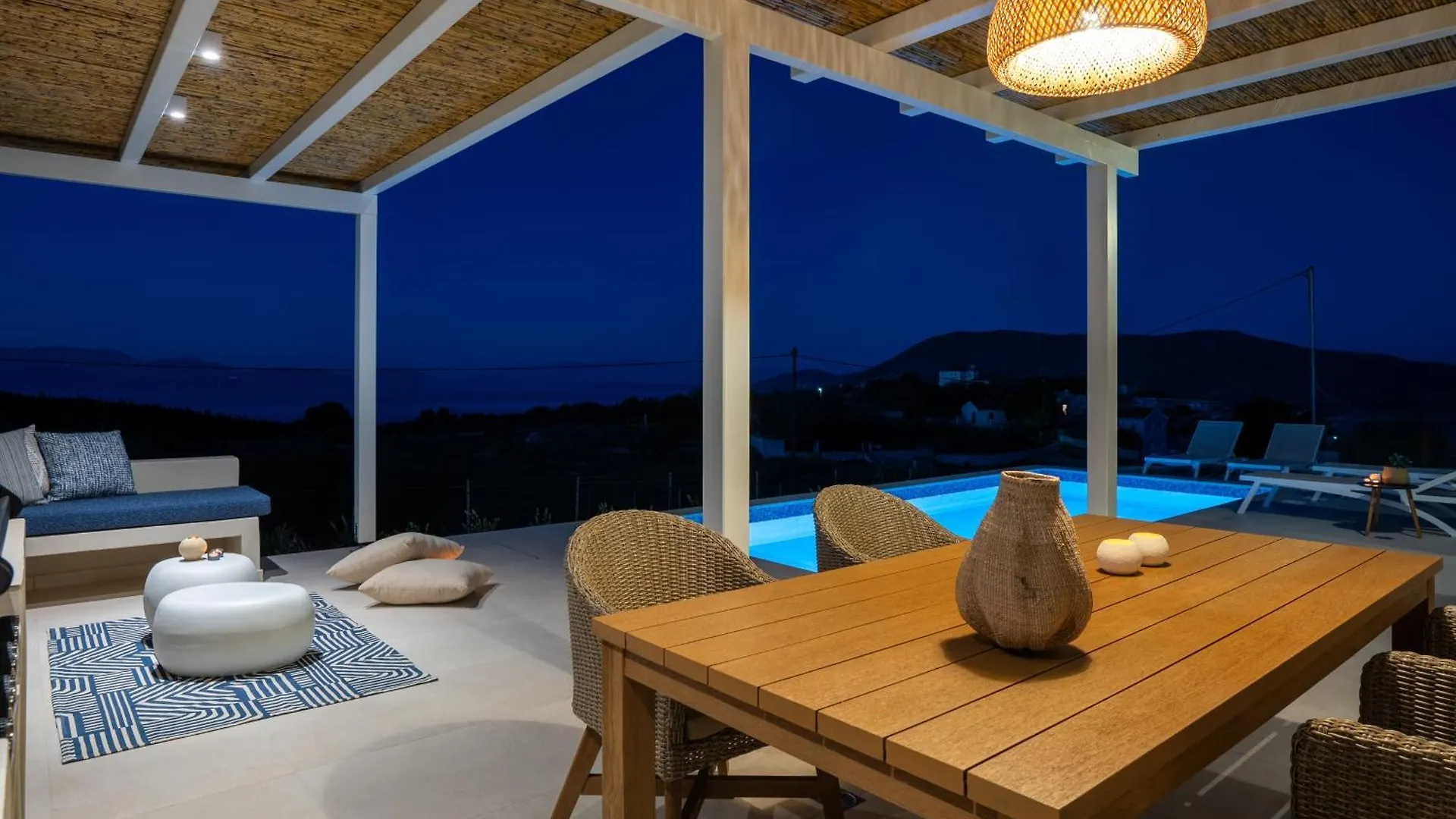 Villa Ariste With Stunning Views Near Fiscardo Katsarata