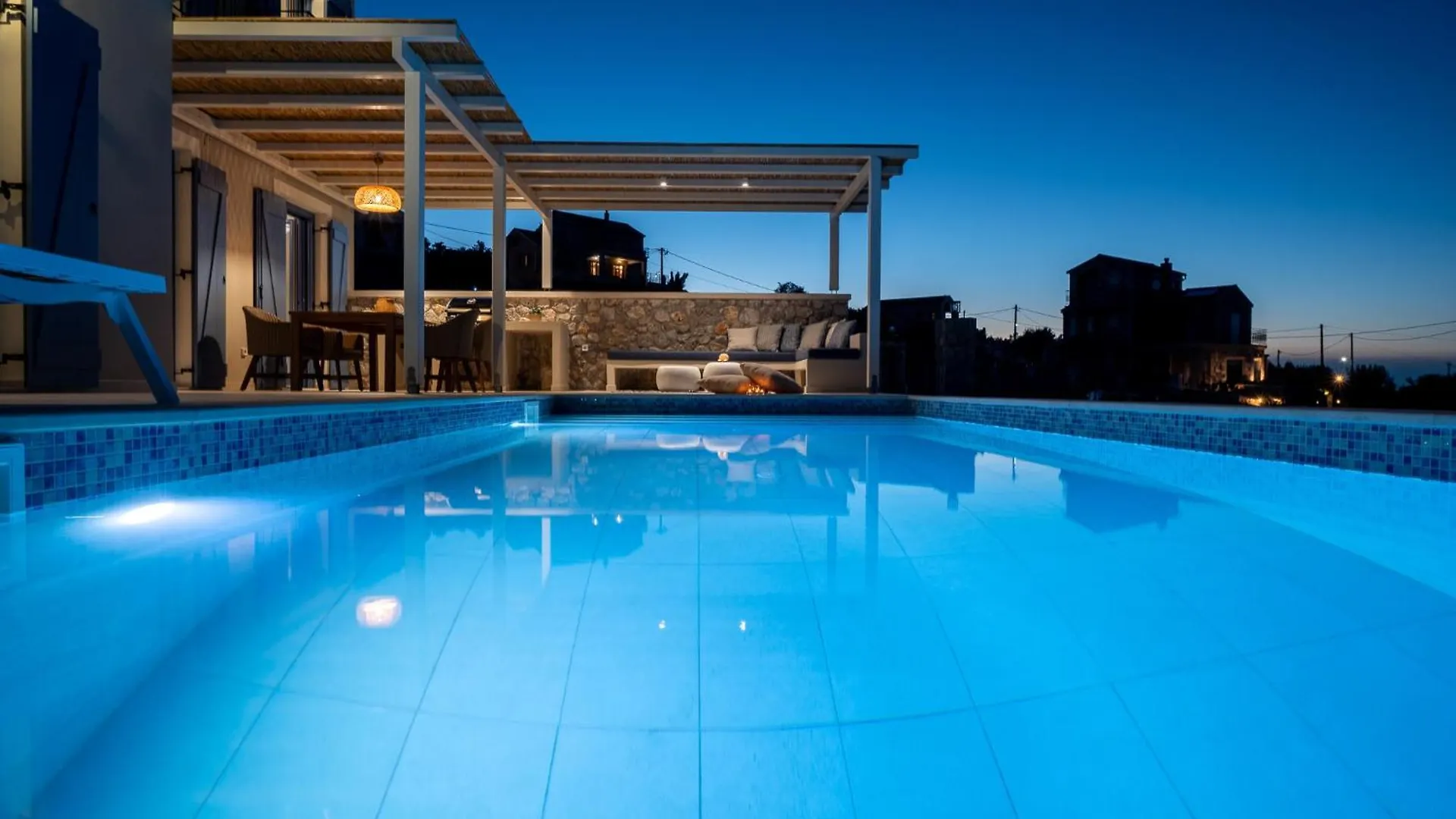 Villa Ariste With Stunning Views Near Fiscardo Katsarata
