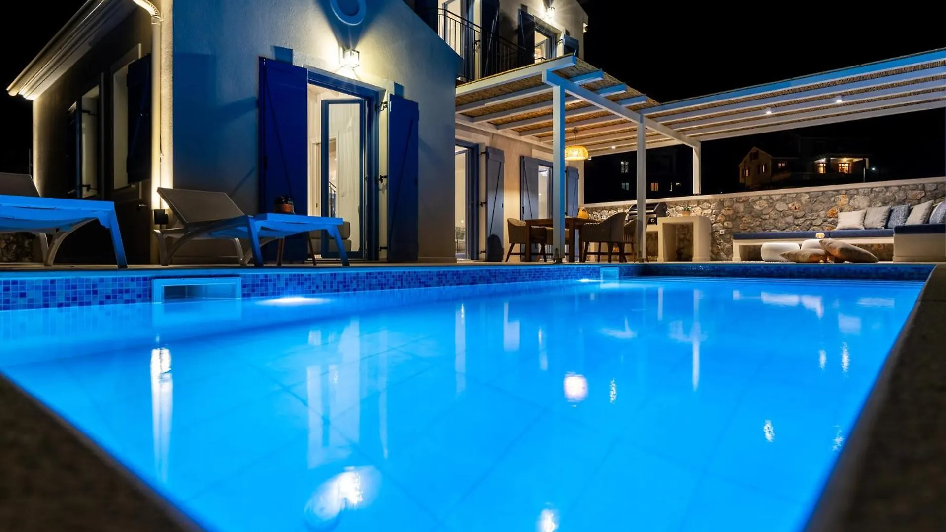 Villa Ariste With Stunning Views Near Fiscardo Katsarata