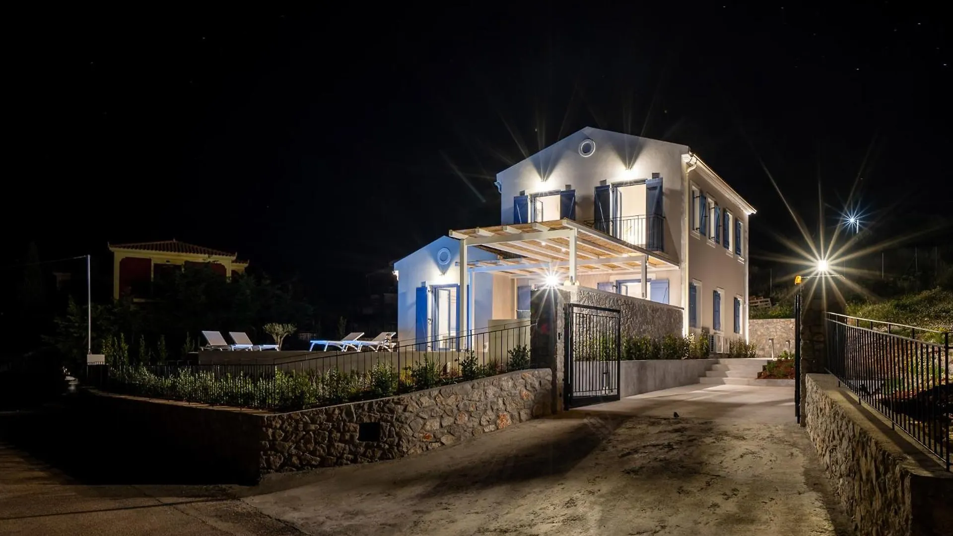 Villa Ariste With Stunning Views Near Fiscardo Katsarata