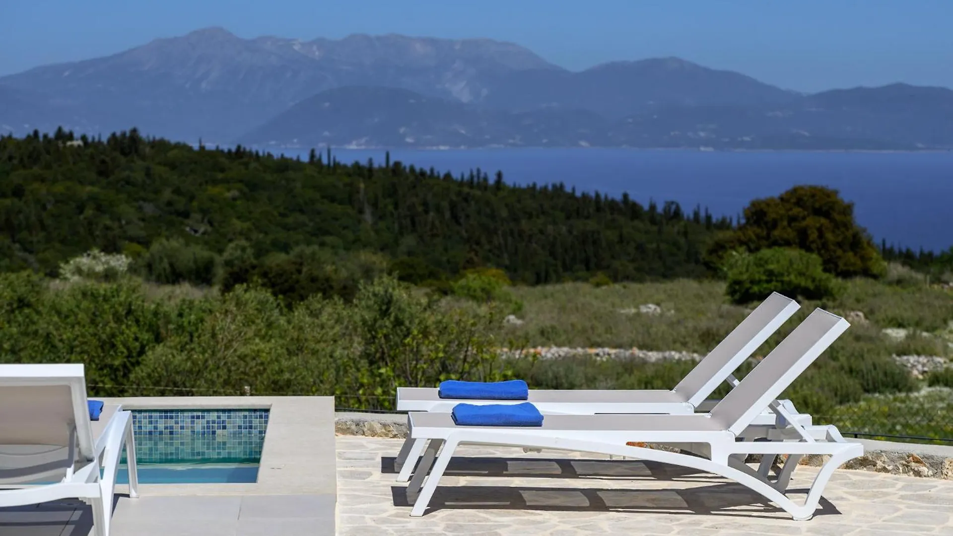 Villa Ariste With Stunning Views Near Fiscardo Katsarata